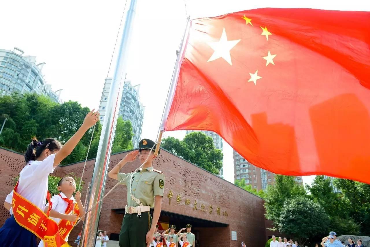 小猫钓鱼游戏龙王版有船